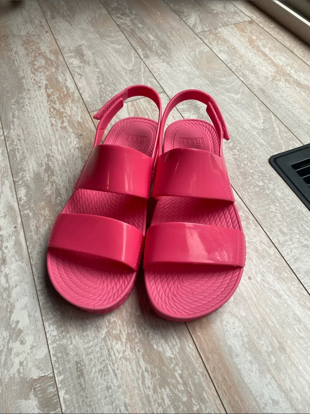 REEF water vista sandal size 8 - Picture 4 of 8
